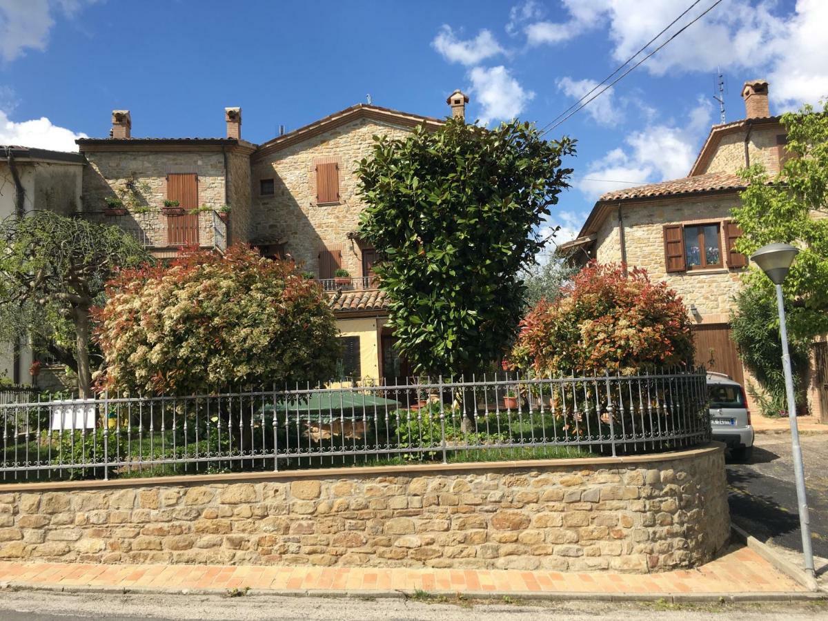 Appartamenti E Camere Il Poggio Di D'Angeli Lidia Auditore Εξωτερικό φωτογραφία